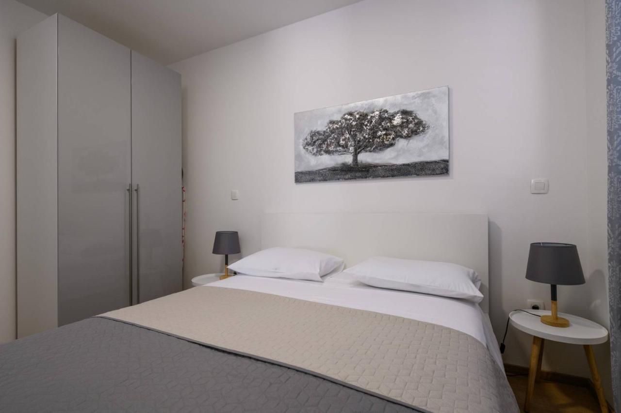 Villa Dora Pula Extérieur photo
