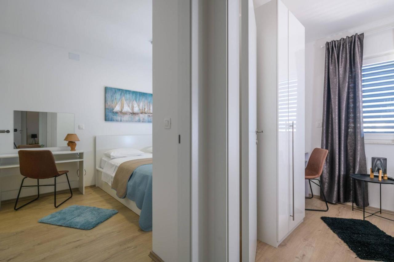 Villa Dora Pula Extérieur photo